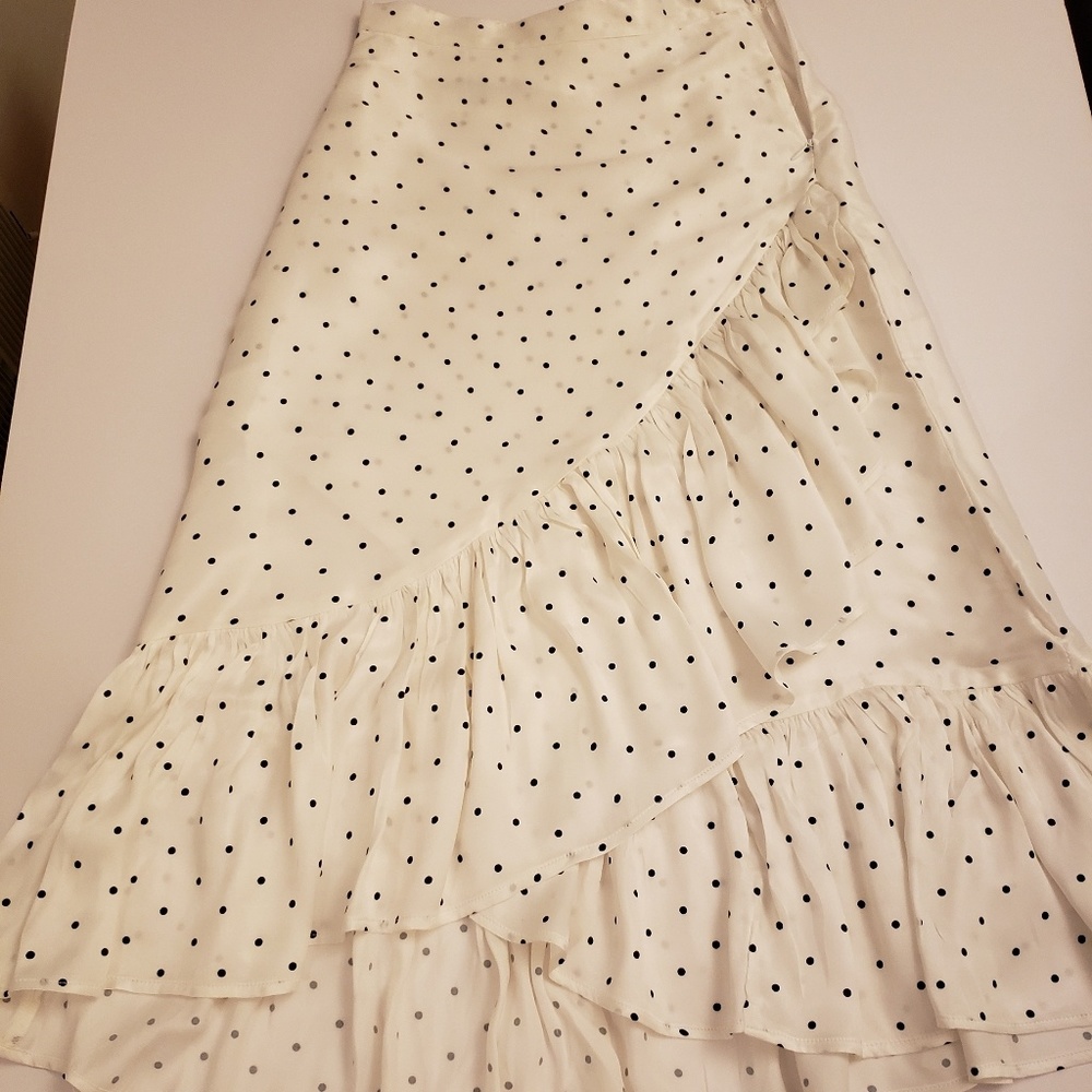 H&M Skirt - - NWT